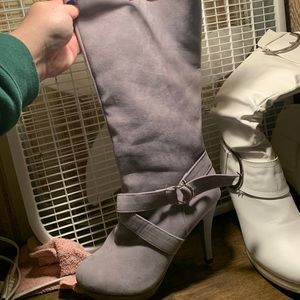 Grey boots